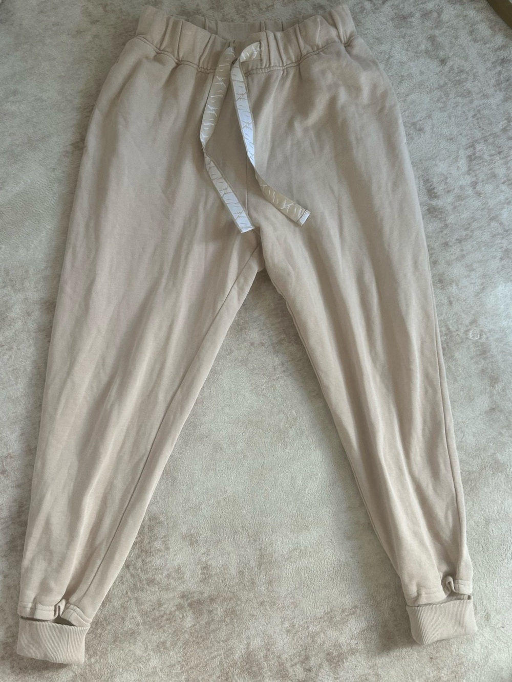 Gymshark Women’s Beige Drawstring Joggers size medium